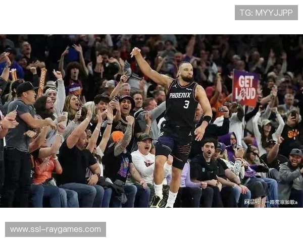 太阳主场轻取灰熊，布克狄龙合砍50分